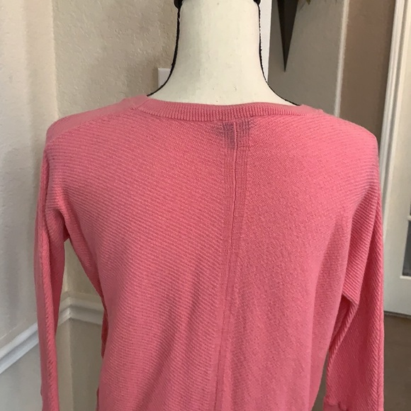 Talbots pink crew neck long sleeve merino wool knit sweater MED - Picture 9 of 16